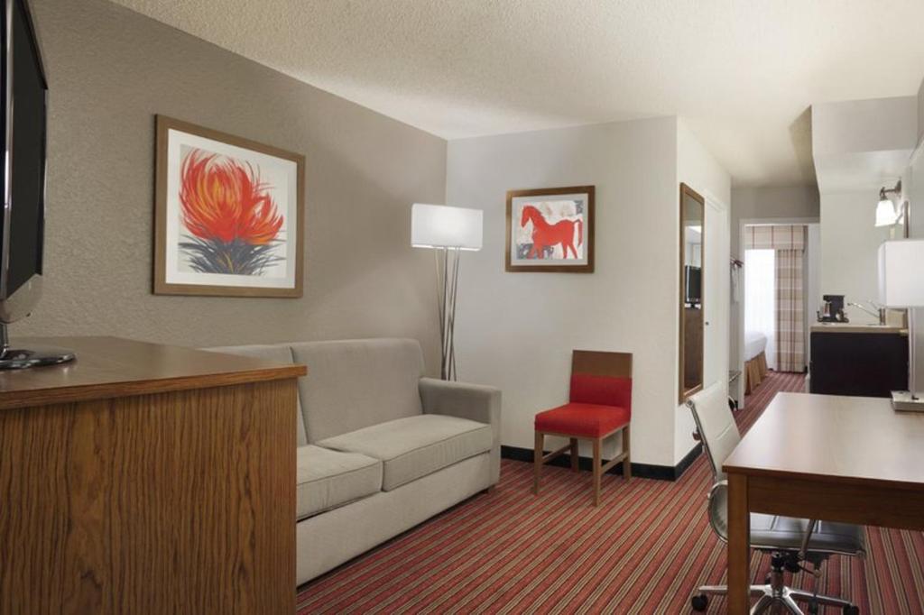 Country Inn & Suites by Radisson DFW Airport South TX - image 7