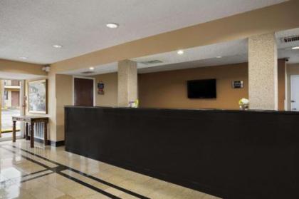 Days Inn by Wyndham Dallas Irving - image 5