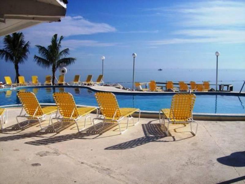 Postcard Inn Beach Resort & Marina - main image