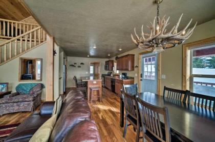 Custom Log Cabin with Views - 20 Mi to Yellowstone! - image 2