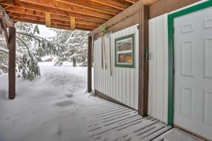 Island Park Cabin Near ATV Trails and Reservoir - image 4