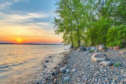 the Birds Nest Isle la motte Vermont