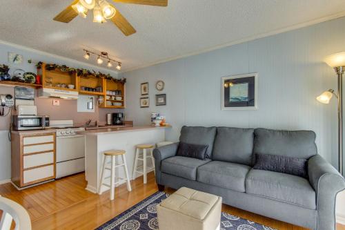 Sea Cabin 228-B - image 3