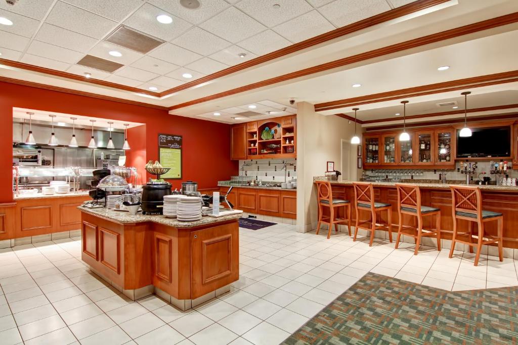 Hilton Garden Inn Seattle/Issaquah - image 3