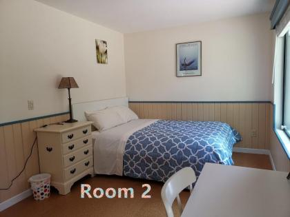 the 2 Forest Rooms  great For Family  and Views Issaquah Washington