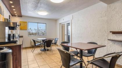 Motel 6-Elk Grove Village IL - image 16