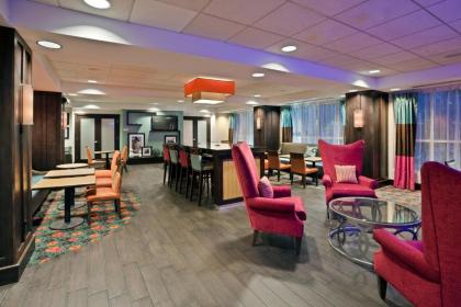 Hampton Inn Ithaca - image 12