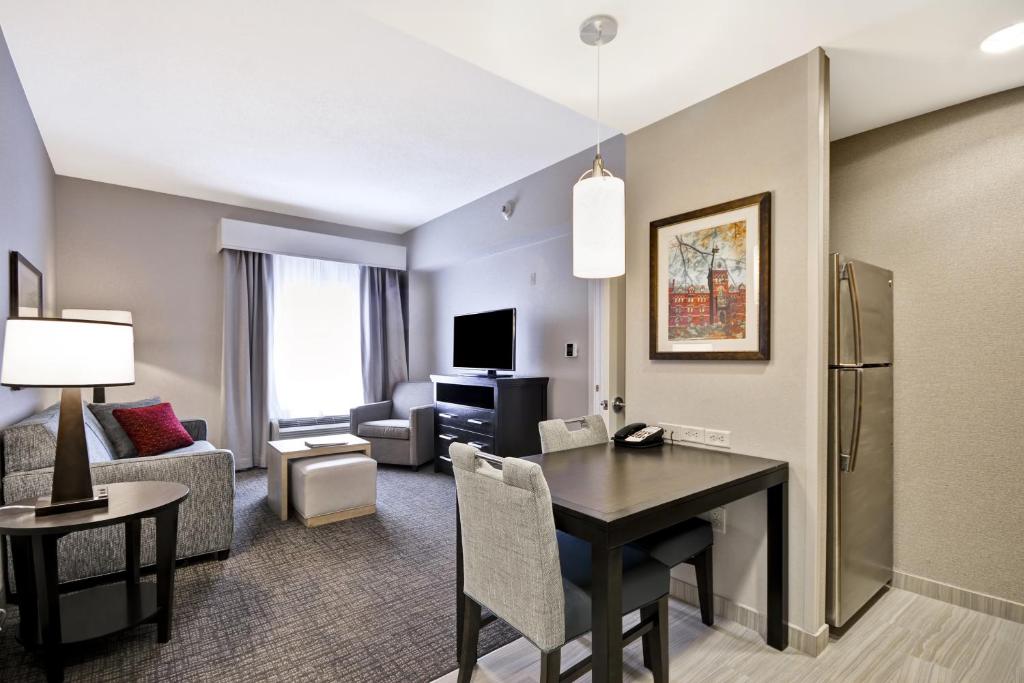 The Homewood Suites by Hilton Ithaca - image 5