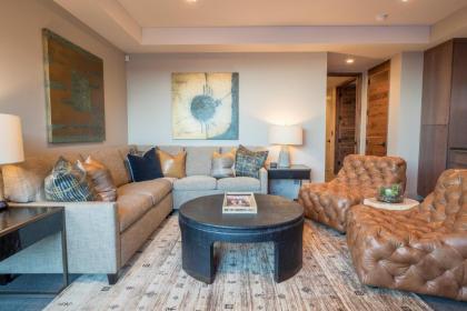 Padre Canyon Residences - King Suite - image 4