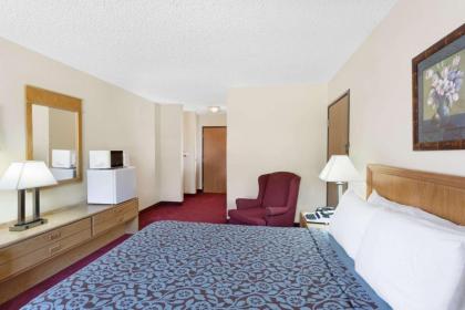 Days Inn by Wyndham Jackson - image 9