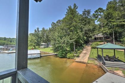 Lakefront Jacksons Gap House with Deck Dock and Views - image 15