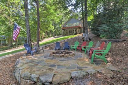 Lakefront Jacksons Gap House with Deck Dock and Views - image 8