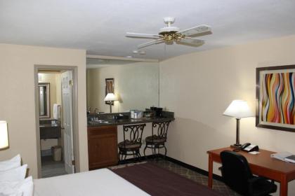 Best Western Jacksonville Inn - image 15