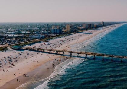 Margaritaville Jacksonville Beach - image 2