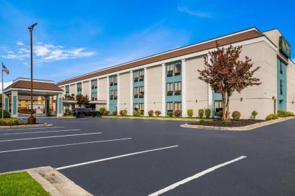 Quality Inn Jacksonville near Camp Lejeune - image 12