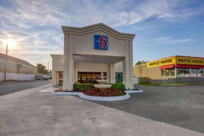 Motel 6-Jacksonville NC - image 1