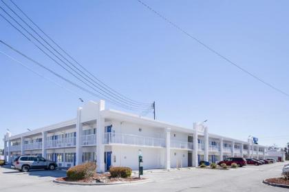 Motel 6-Jacksonville NC - image 11