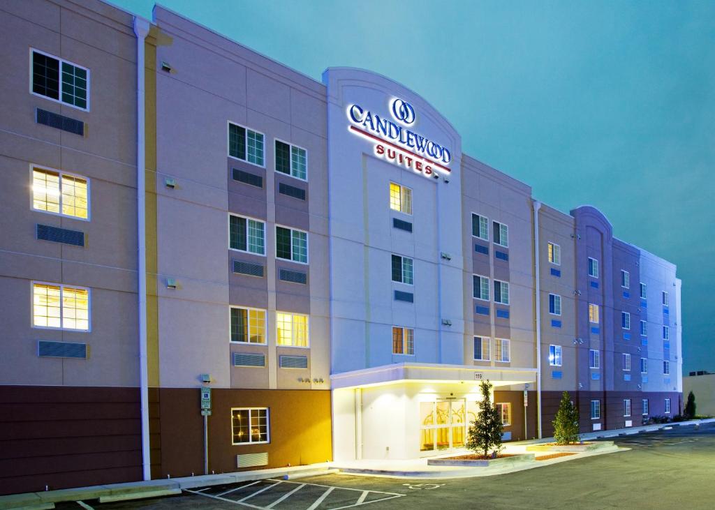 Candlewood Suites Jacksonville an IHG Hotel - main image