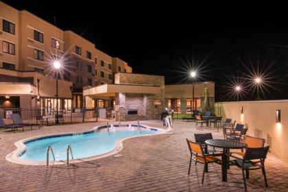 Courtyard by Marriott Jacksonville - image 11