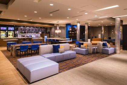 Courtyard by Marriott Jacksonville - image 15