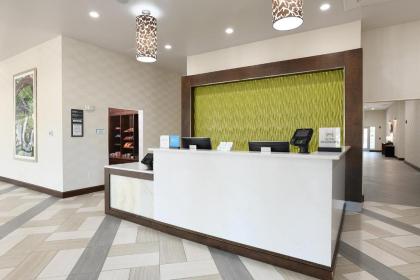 Hilton Garden Inn Jacksonville - image 4