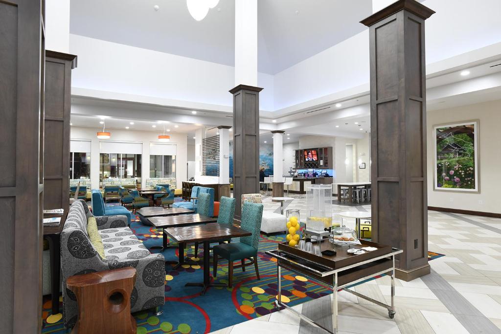 Hilton Garden Inn Jacksonville - image 6