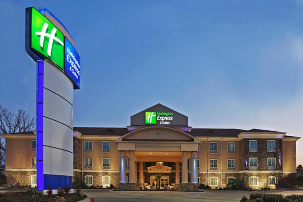 Holiday Inn Express Hotels & Suites Jacksonville an IHG Hotel - main image