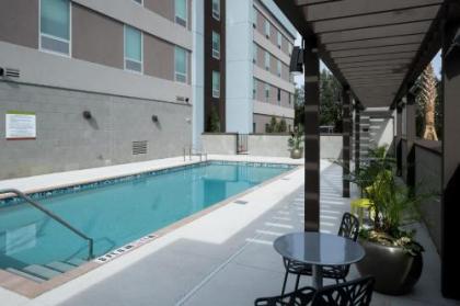 Home2 Suites By Hilton Jacksonville Airport - image 5