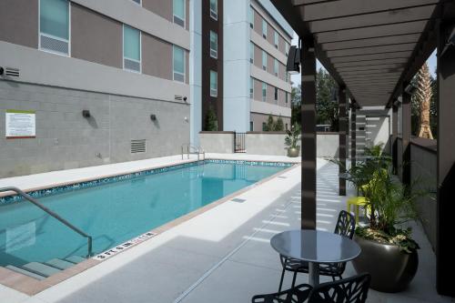 Home2 Suites By Hilton Jacksonville Airport - image 5