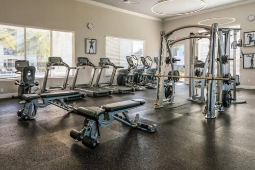 Frontdesk The Point at Tamaya Apts Jacksonville - image 4