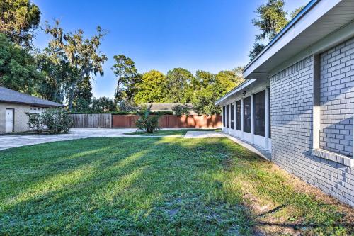 Jacksonville Gem - Ideal Location to Beaches! - image 4