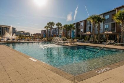 Frontdesk The Point at Town Center Apts Jacksonville - image 8