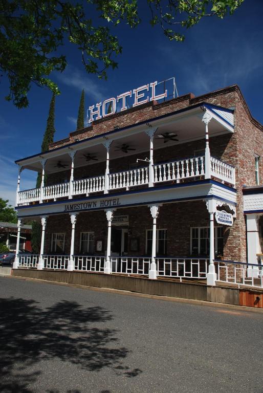 Jamestown Hotel - main image