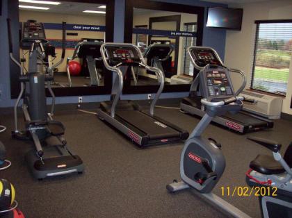 Hampton Inn and Suites Jamestown - image 2