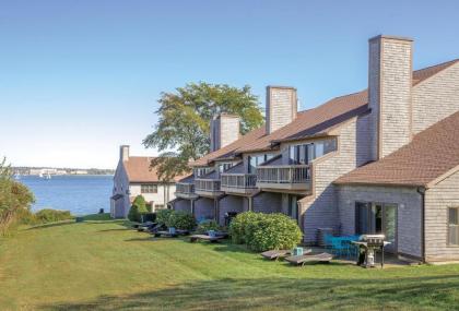 Club Wyndham Newport Overlook - image 1