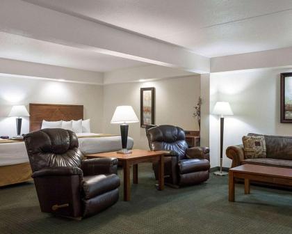 Quality Inn & Suites Conference Center and Water Park - image 8