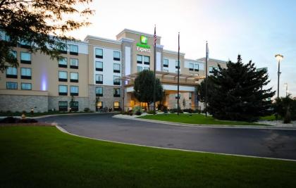 Holiday Inn Express Janesville I 90  US Highway 14 an IHG Hotel Janesville Wisconsin