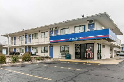 motel 6 Janesville WI Janesville