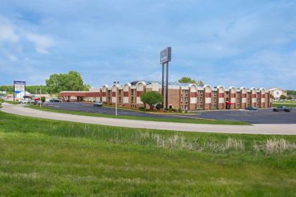 AmericInn by Wyndham Janesville - image 1