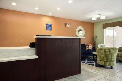 Days Inn by Wyndham Jasper - image 14