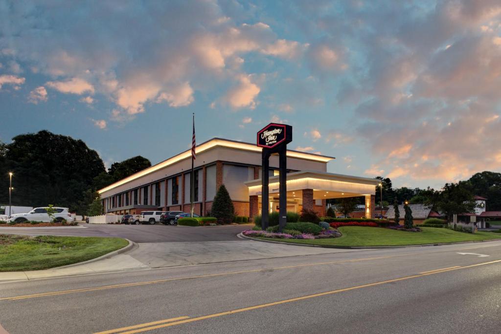 Hampton Inn Jasper - image 6