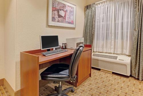 Microtel Inn & Suites by Wyndham Jasper - image 4