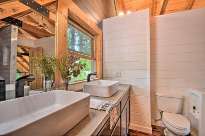 Luxe Jasper Cabin with Deck and Blue Ridge Mtn Views! - image 13