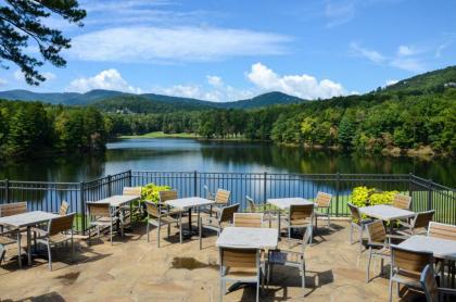 Luxe Big Canoe Resort Home with 3 Decks and Mtn Views! - image 2