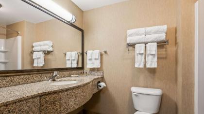 Best Western Plus Capital Inn - image 15