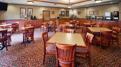 Best Western Plus Capital Inn - image 5