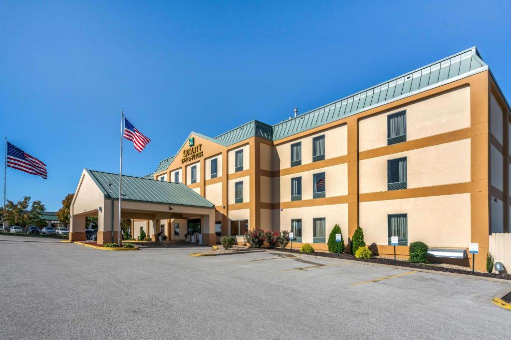 Quality Inn & Suites - Jefferson City - main image