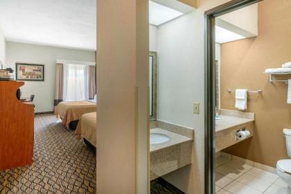 Quality Inn & Suites - Jefferson City - image 10