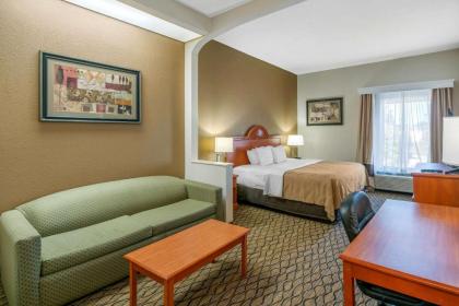 Quality Inn & Suites - Jefferson City - image 13