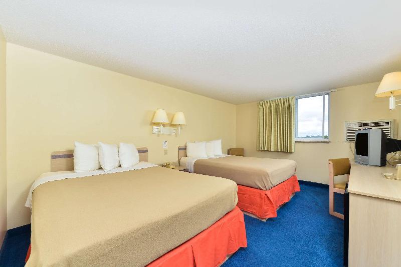 Americas Best Value Inn Jefferson City - image 5